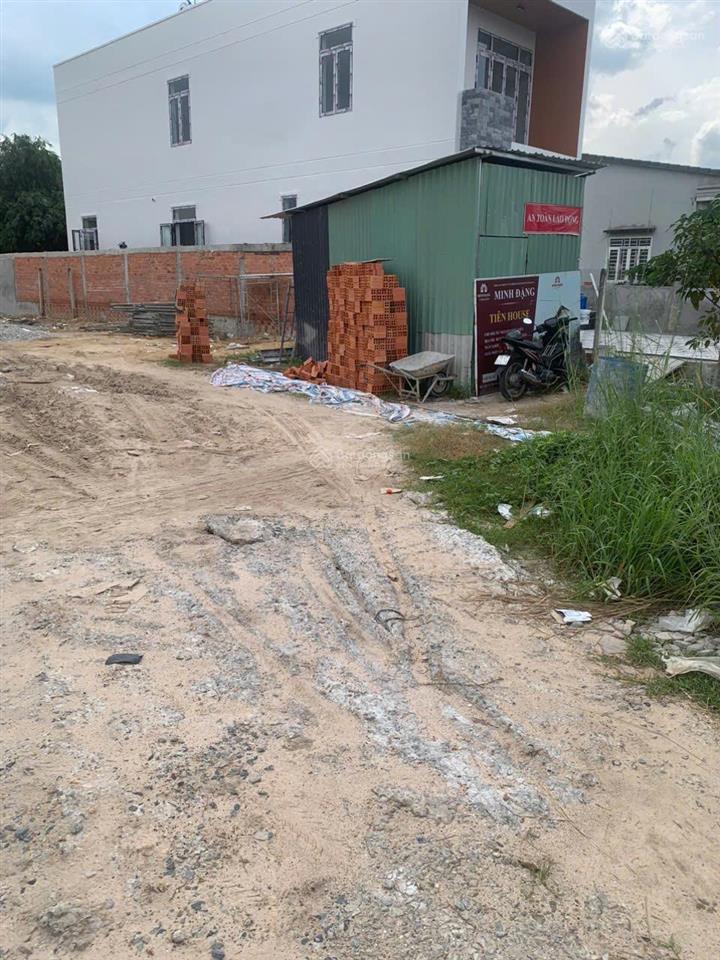 Chính chủ cần bán lô đất 805m²