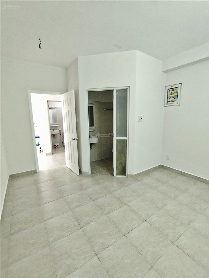 Bán căn hộ chung cư tại khu căn hộ ehome 3, giá tốt có ban công.2,75 tỷ, 64m2