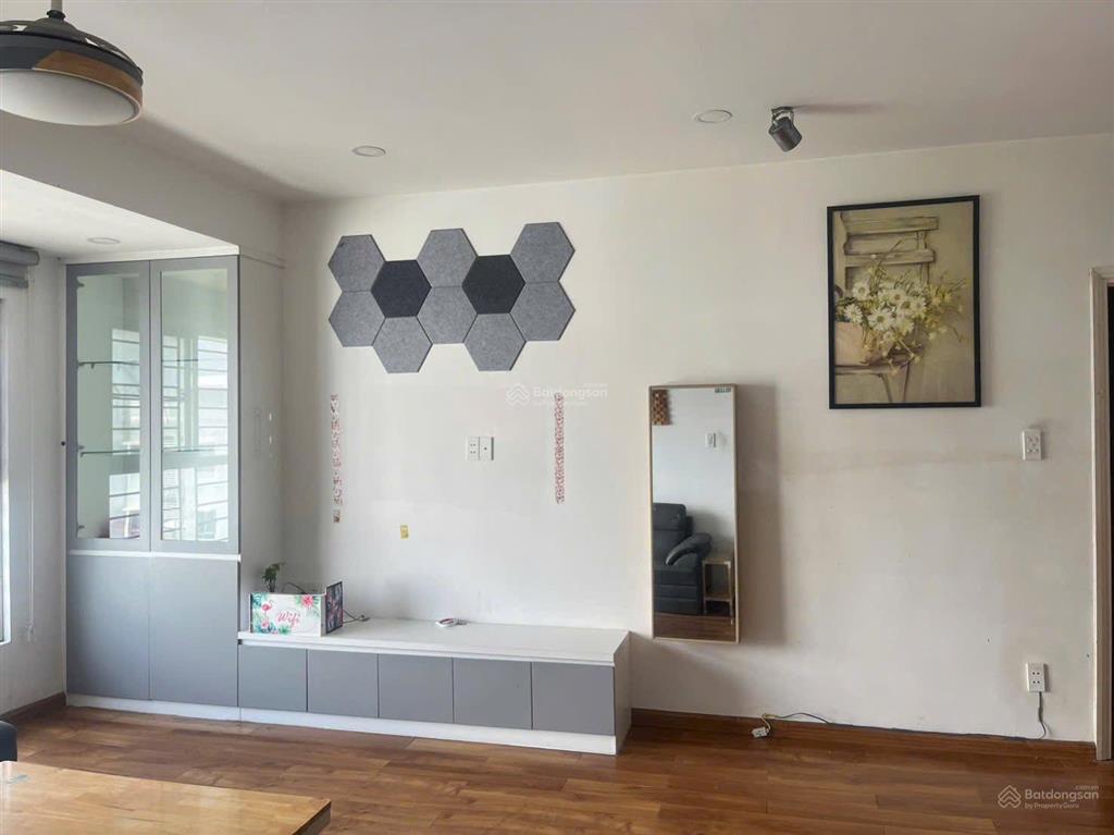 Cần bán căn hộ ehom3 96m 3pn 3wc view đón gió mát giá rẻ