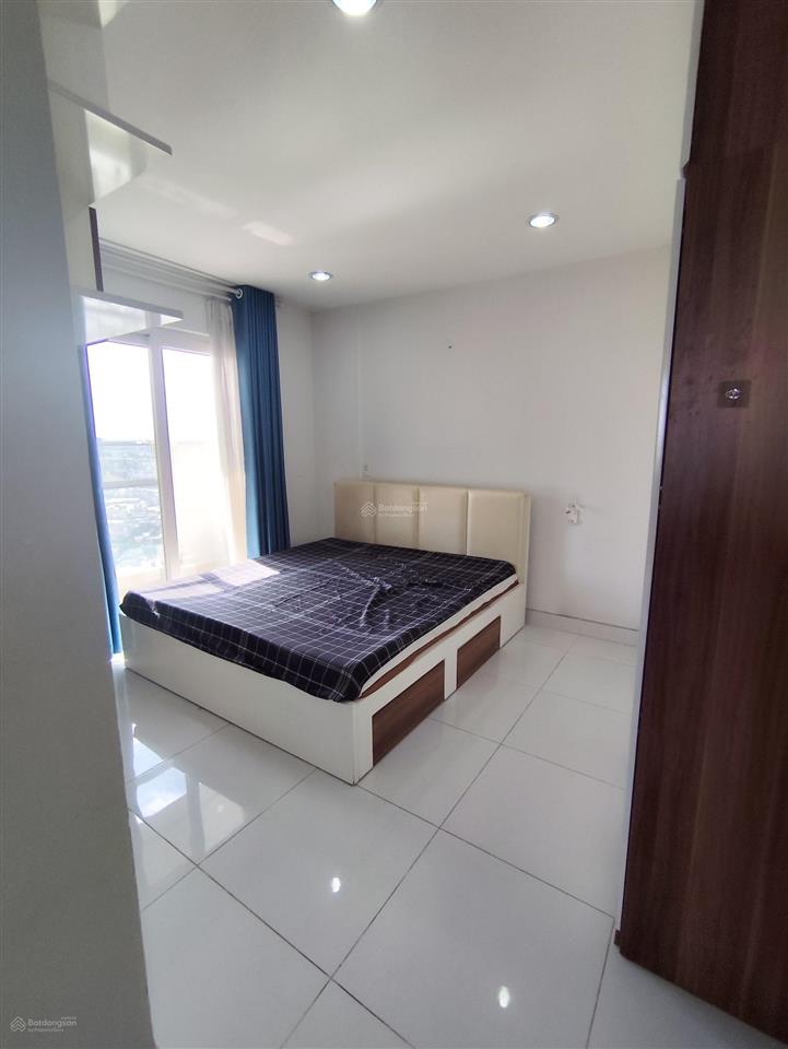 Cho thuê cc tại city gate towers, giá cực chất 10 triệu, 92m2, 3pn, 2wc