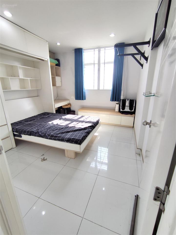 Cho thuê cc tại city gate towers, giá cực chất 10 triệu, 92m2, 3pn, 2wc
