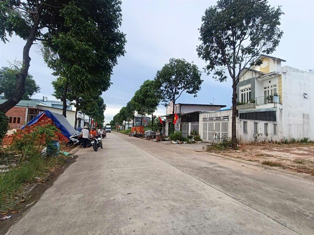Bán 150m2 đất sạch đẹp ngay trường học cty đường thông dài tại mỹ phước 3 bến cát bình dương tp.hcm