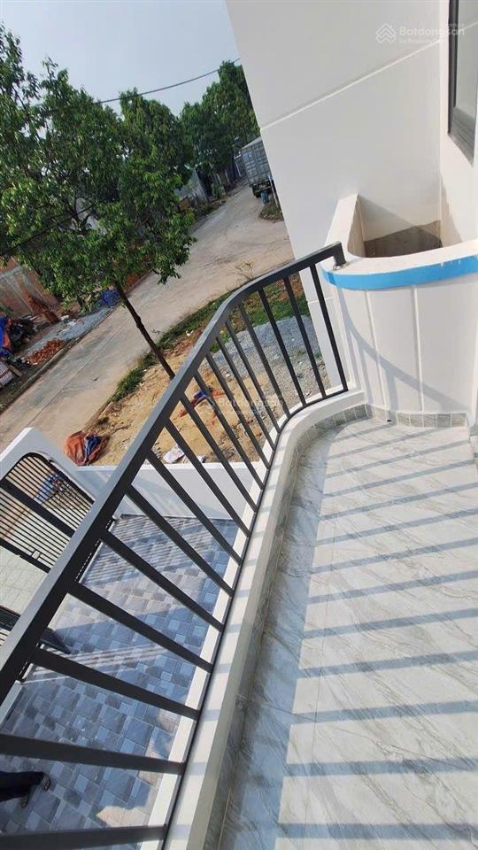 Bán nhà mỹ phước 3 bến cát bình dương.nhà mới vị trí đẹp gần chợ cty. giá 2450. 0937 948 ***
