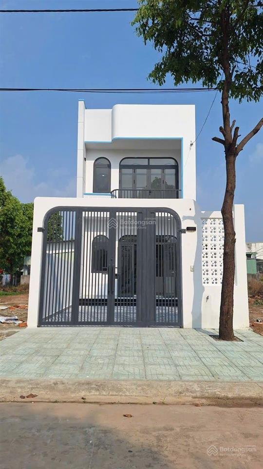 Bán nhà mỹ phước 3 bến cát bình dương.nhà mới vị trí đẹp gần chợ cty. giá 2450. 0937 948 ***