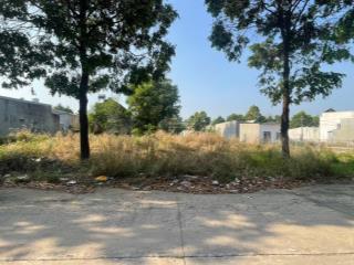 Hạ giá bán nhanh 300m2 đất sạch sổ riêng tại khu đô thị mỹ phước 3 bến bình dương.0937 948 ***
