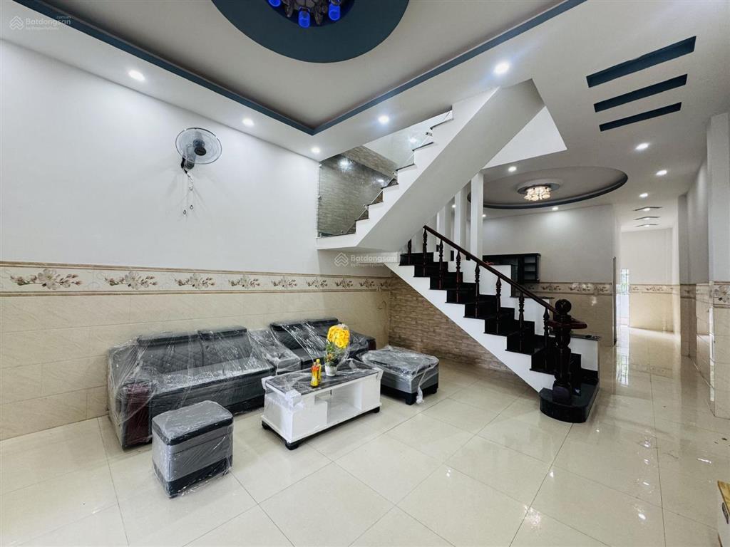 Cần bán nhà và thiện chí bán nhanh nhà lầu sổ sẵn mỹ phước 3 bến cát bình dương.  0937 948 ***