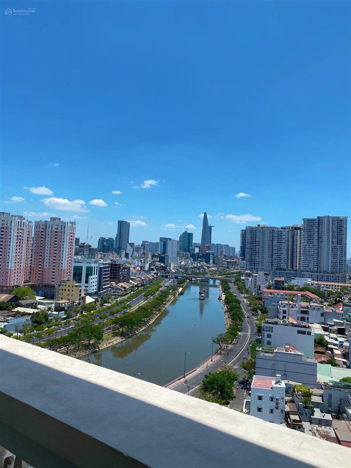 2 phòng ngủ  grand riverside  80m2  full nội thất  giá 16 triệu. xem nhà 0939 609 ***
