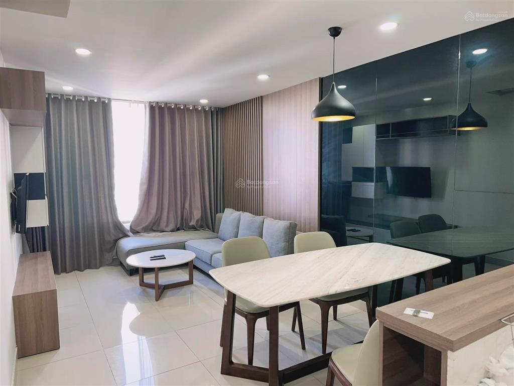Giá hạt dẻ  21 triệu  river gate  2 phòng ngủ  74 m2  full nội thất. xem nhà 0939 609 ***