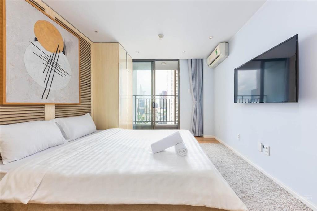 River gate  2 phòng ngủ 2 toilet  74m2  full nội thất  22 triệu. gọi xem nhà 0939 609 ***