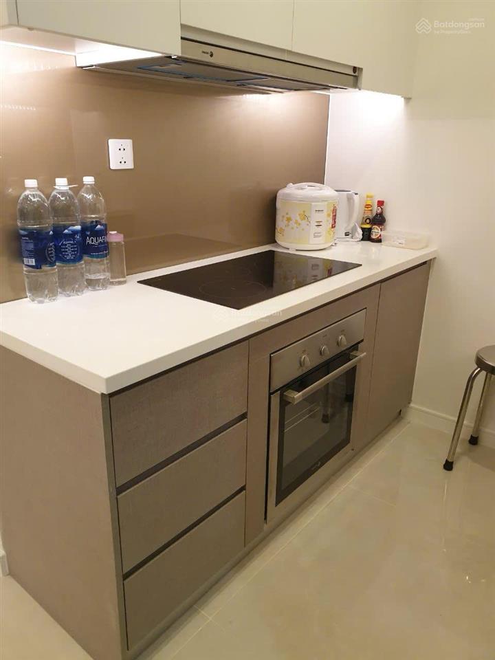 1 phòng ngủ  masteri millennium  full nội thất  19 triệu. xem nhà 0939 609 ***