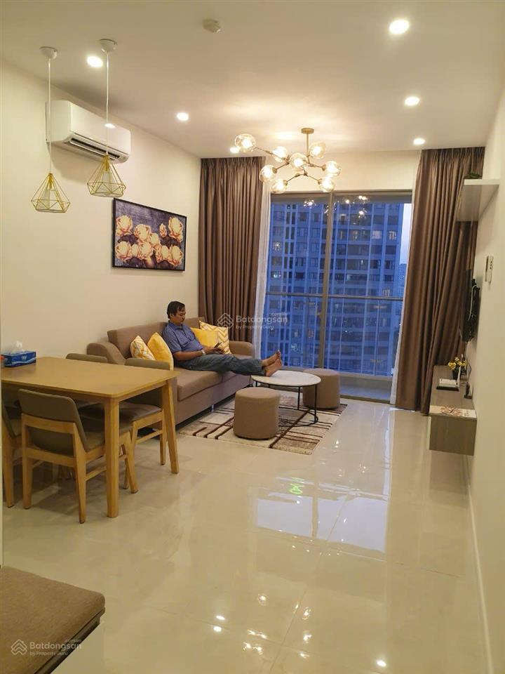 1 phòng ngủ  masteri millennium  full nội thất  19 triệu. xem nhà 0939 609 ***