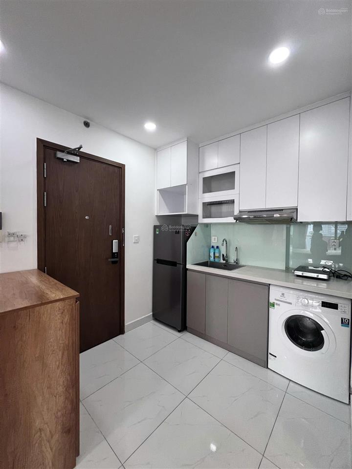 Millennium  studio  full nội thất  12,5 triệu. xem nhà ngay 0939 609 ***