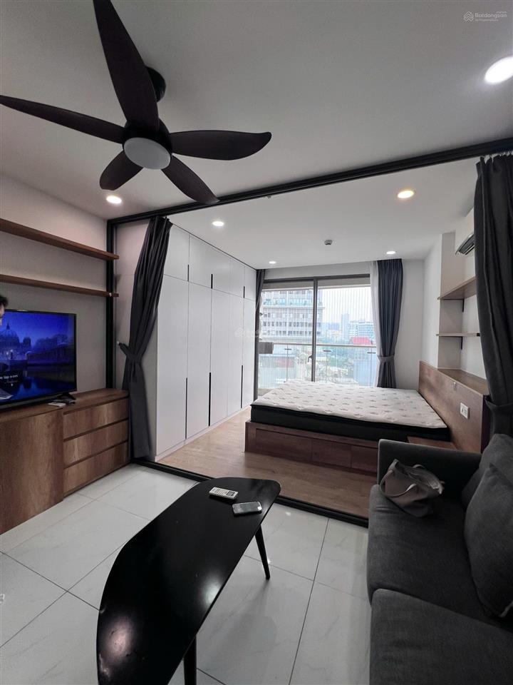 Millennium  studio  full nội thất  12,5 triệu. xem nhà ngay 0939 609 ***