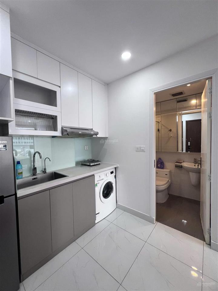 Millennium  studio  full nội thất  12,5 triệu. xem nhà ngay 0939 609 ***