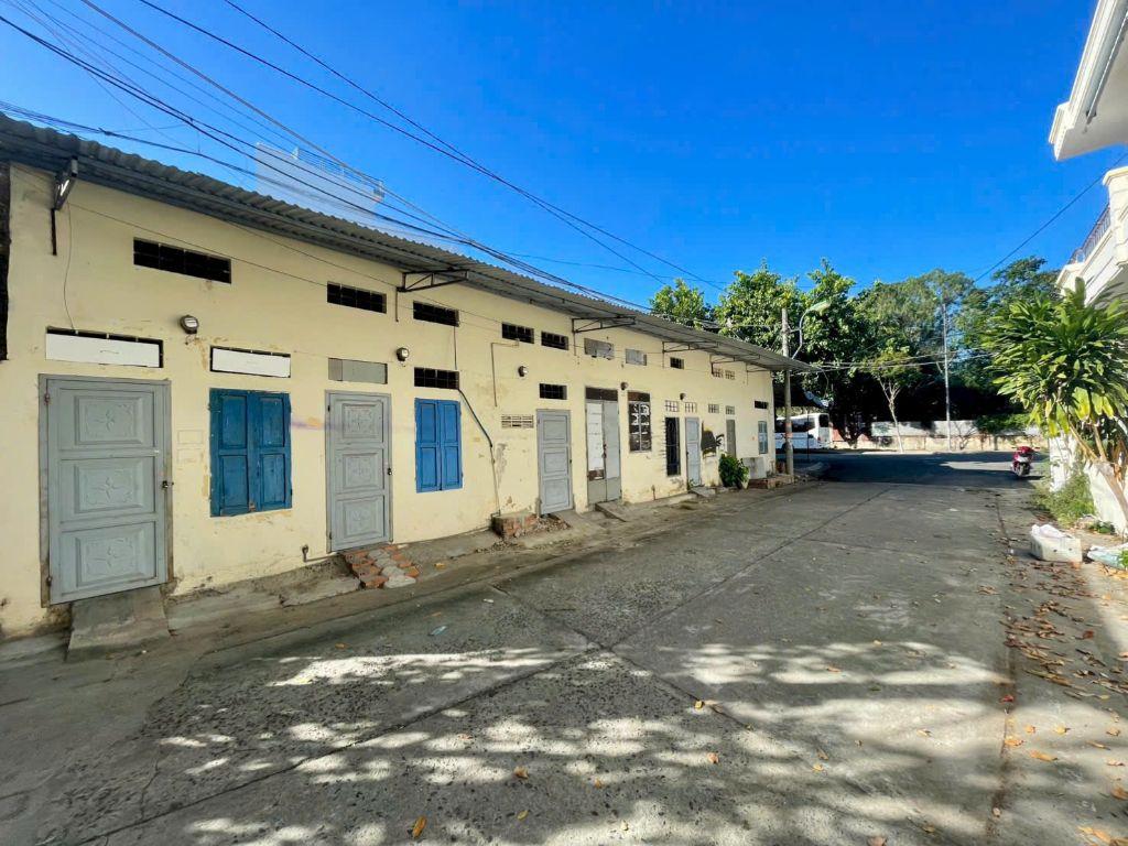 Bán lô góc mặt tiền Nguyễn Thị Định Phường Nam Nha Trang Khánh Hòa 0985451850