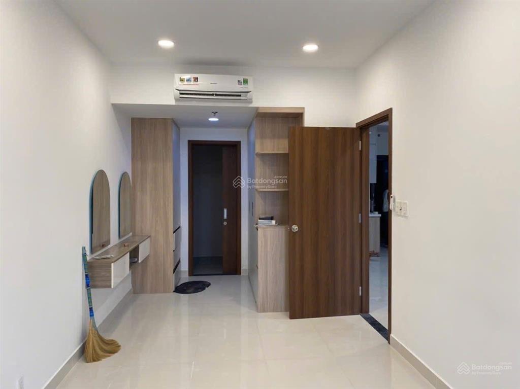 Bán căn hộ officetel tulip tower (2pn, 2wc) 79m2, giá 2.7 tỷ (chưa bao 5% sổ)