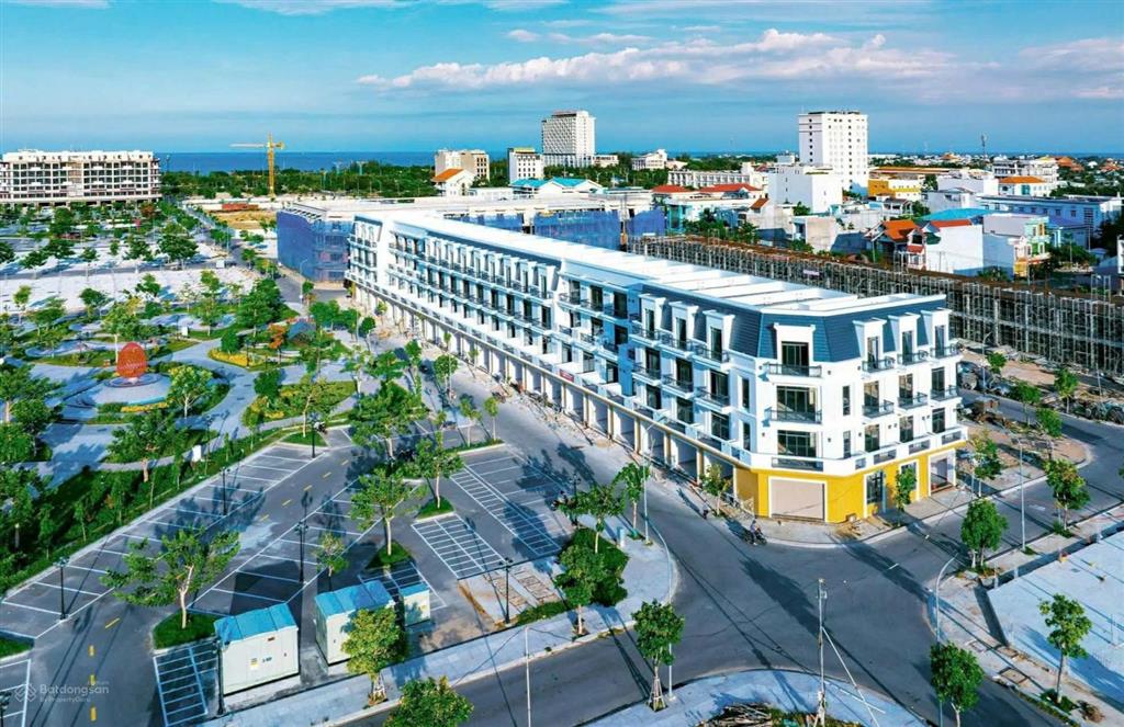 Chỉ 2,3 tỷ sở hữu nhà phố biển bình sơn ocean park, căn lk08, sổ hồng riêng, ck đến 14%