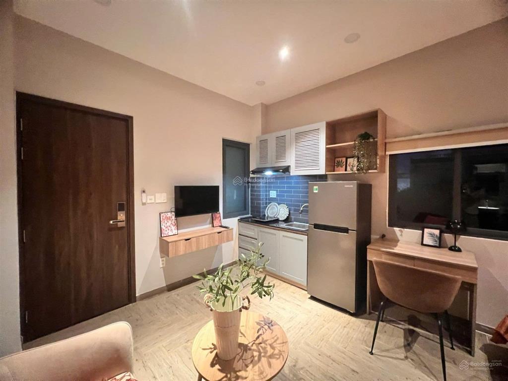 Căn hộ studio style vintage  tone gỗ  cửa sổ thoáng  full nội thất cao cấp  ngay trung tâm bt