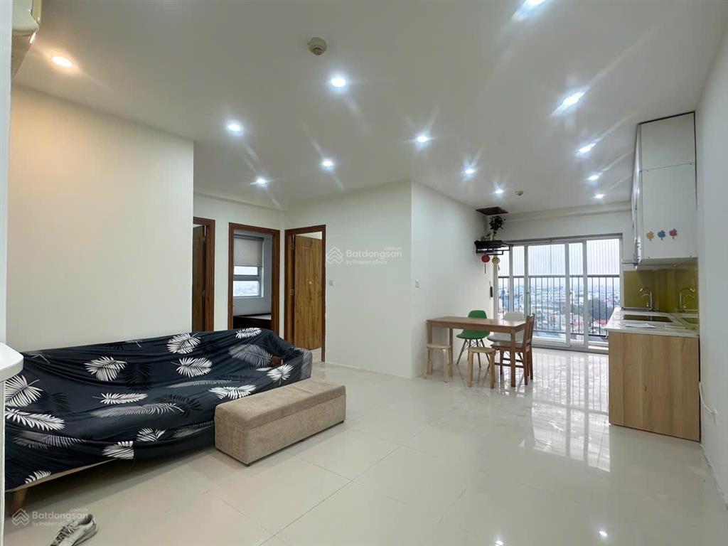 Chính chủ chuyển nhượng căn 3pn 2vs nội thất cơ bản tầng 9  82,5m2 đang làm sổ