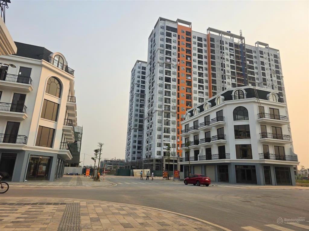 Em đang có quỹ căn chuyển nhượng toà tt01 chung cư yên bình complex giá chỉ từ 23,5tr/m2