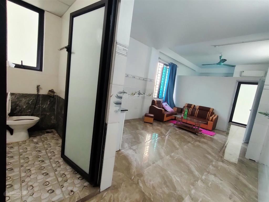 Cho thuê căn hộ dịch vụ 4,8 triệu, 35m2 tại mễ trì, 2 mặt thoáng, đầy đủ nội thất