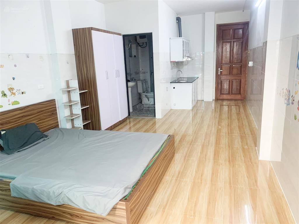 Cho thuê căn hộ dịch vụ 4,5 triệu, 35m2 tại mễ trì, view đẹp, đầy đủ nội thất