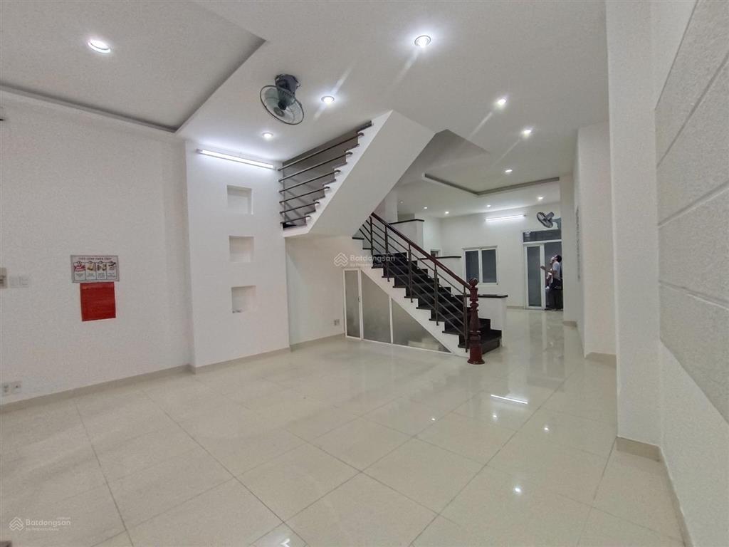 Tài sản hiếm khu bắc hải  90m2  hẻm lớn như mặt tiền  giá 20 tỷ