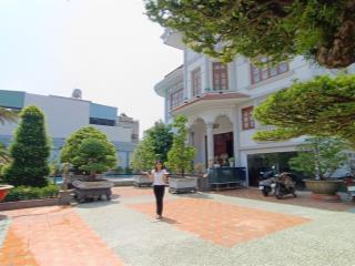 Biệt thự 1.045m sát thảo điền hồ bơi 100m không gian sống hiếm tại thủ đức