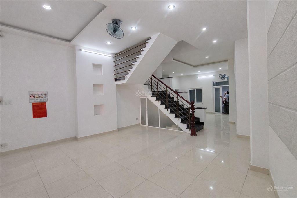 Villa quận 3 chính chủ một đời  một không gian ở lại giữa lòng phố thị