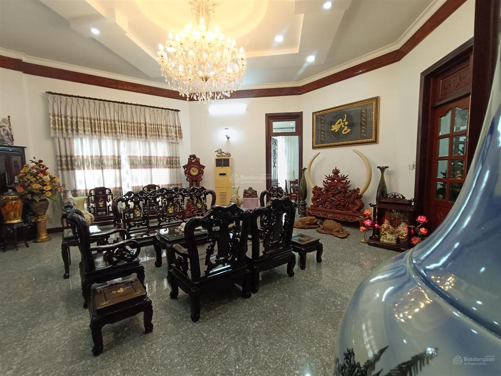 Biệt thự thủ đức diện tích lớn 1.045m ngang 28m giá tốt 81 tỷ