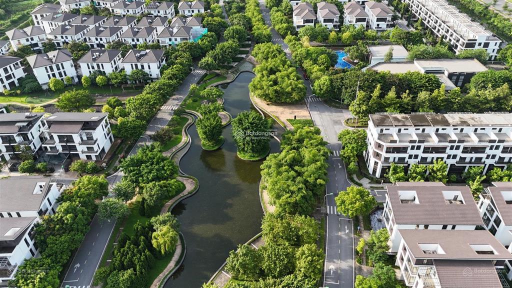 Cần bán nhanh biệt thự song lập hado charm villlas giá 236m2 giá 40 tỷ