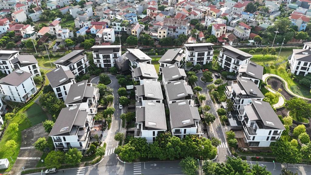 Cần bán nhanh biệt thự song lập hado charm villlas giá 236m2 giá 40 tỷ