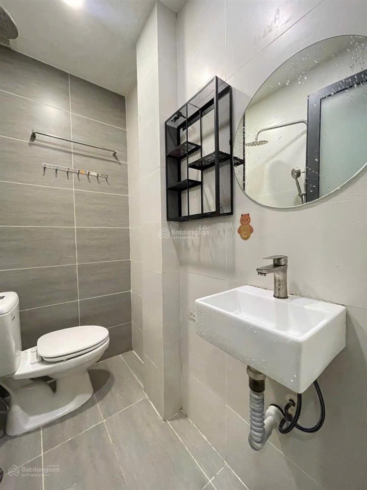 Nhà đẹp hẻm xe hơi thành thái, 53m², 2 tầng, giá 11,5 tỷ