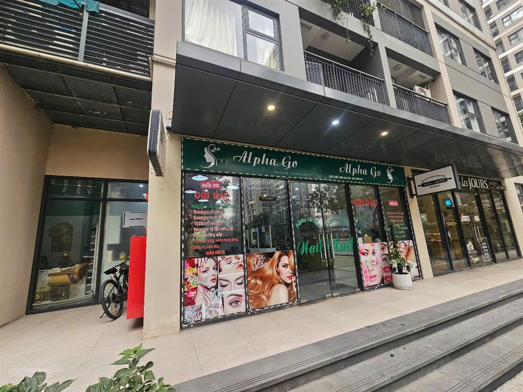 Cho thuê shop chân đế shophouse dự án vinhomes smart city