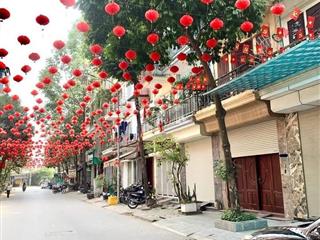 Liền kề khu tổng cục v, tân triều 4 tầng có 18 triệu.