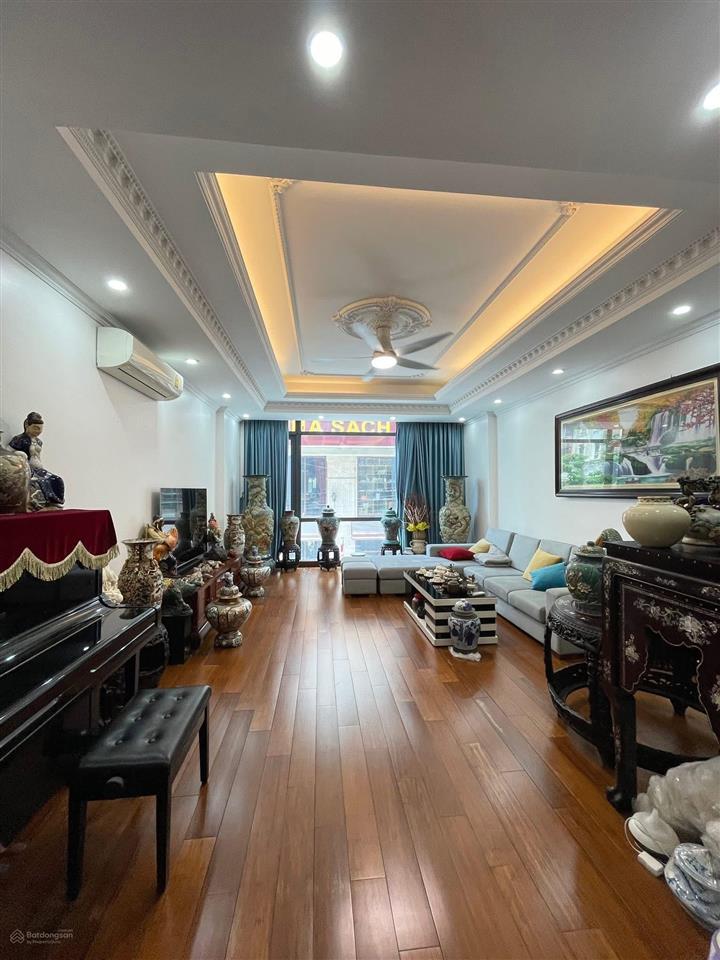 Liền kề vạn phúc. nhà 7 tầng, full đồ. nhà mới đẹp