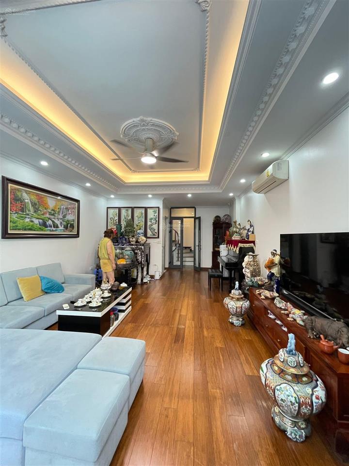 Liền kề vạn phúc. nhà 7 tầng, full đồ. nhà mới đẹp
