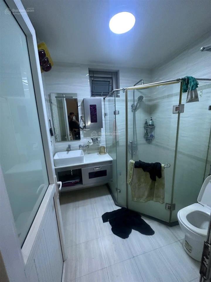 Cho thuê nr ngõ 155 cầu giấy 75m x 4t 4pn,nhà có sân để xe, đủ đồ phù hợp ở gia đình, văn phòng onl