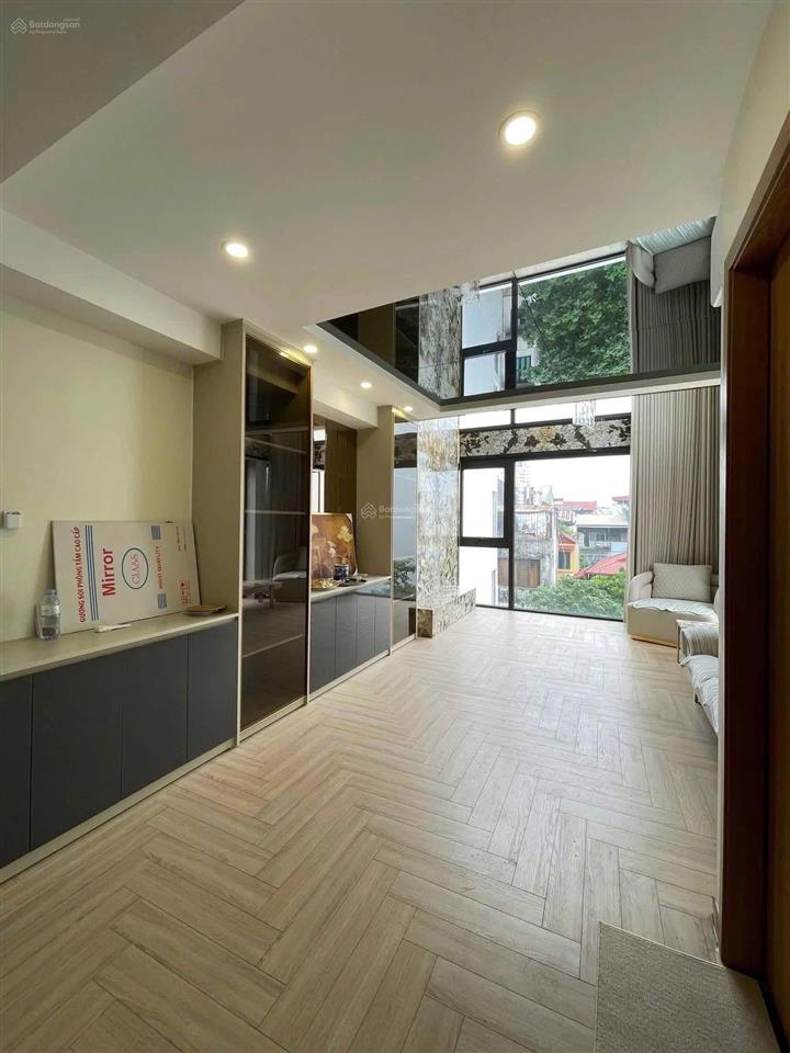 Cho thuê nhà riêng 40m2 x 6t, giá ưu đãi 19 triệu tại trần quốc hoàn, cầu giấy, hn