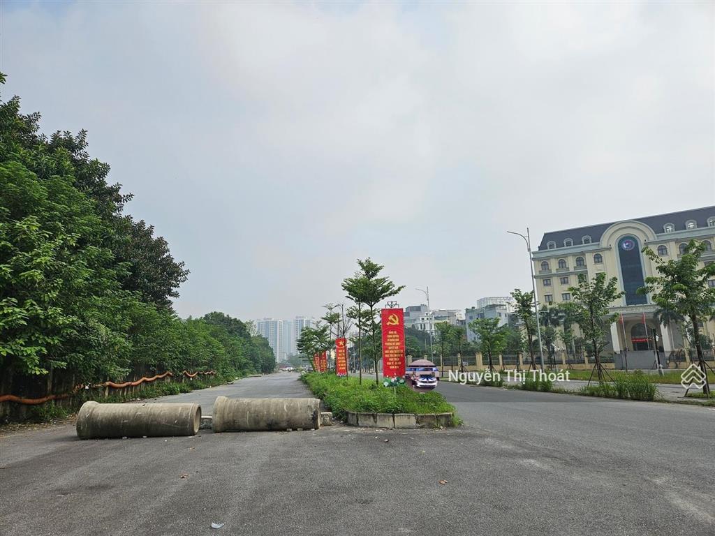 Bán đất mỹ đình 755m2 x mt 22m x giá 120 tỷ. xây ks, nhà hàng, tòa building