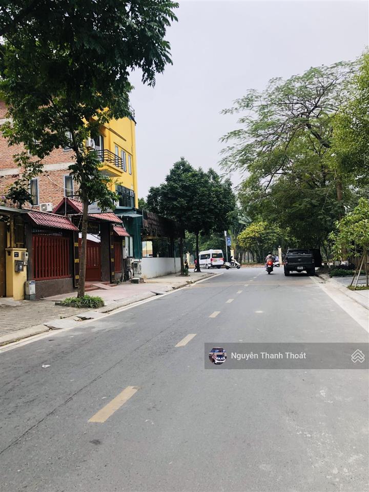 Bán biệt thự dịch vọng, cầu giấy 220 m² x 3 t x mt 9m x giá hơn 66 tỷ. thiết kế cao cấp sở hữu