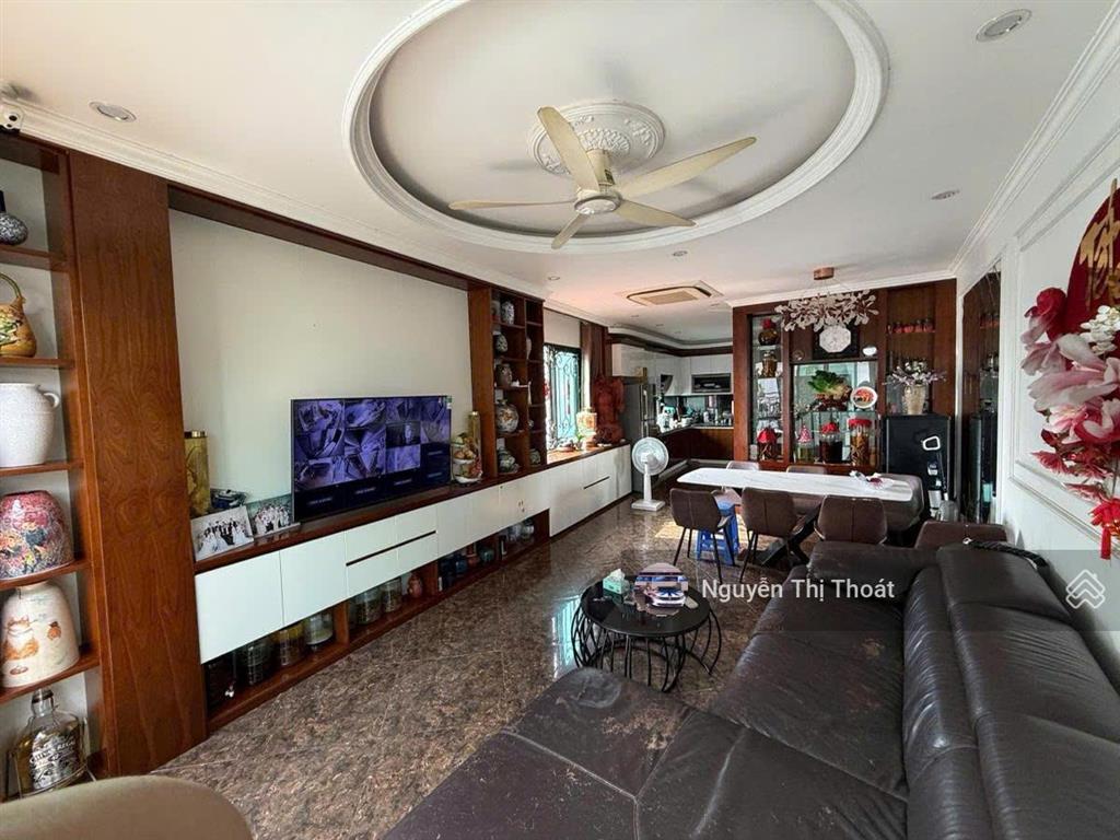 Bán nhà thịnh hào đống đa 55m2 8 tầng mt 3.9m giá nhỉnh 21 tỷ lô góc ô tô thang máy