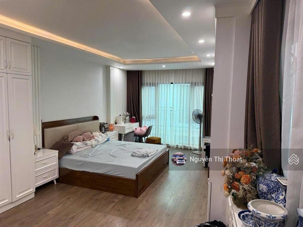 Bán nhà thịnh hào đống đa 55m2 8 tầng mt 3.9m giá nhỉnh 21 tỷ lô góc ô tô thang máy