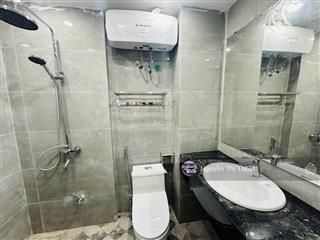 Bán nhà hoàng quốc việt, cầu giấy 40m2 x 7t x mt 4m x 14 tỷ nhà mới tháng máy gần phố ô tô