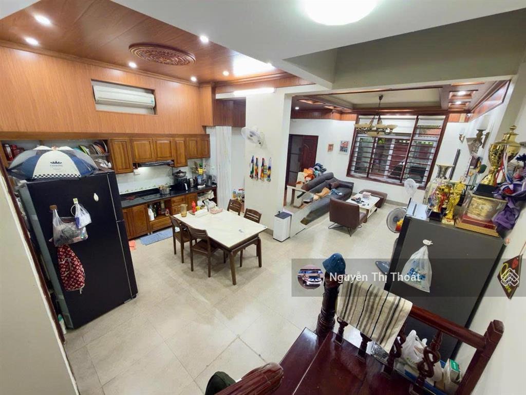 Bán nhà trần cung, cầu giấy 140 m2 x 3 t, mt 6.5 m, 45 tỷ, ô tô kinh doanh