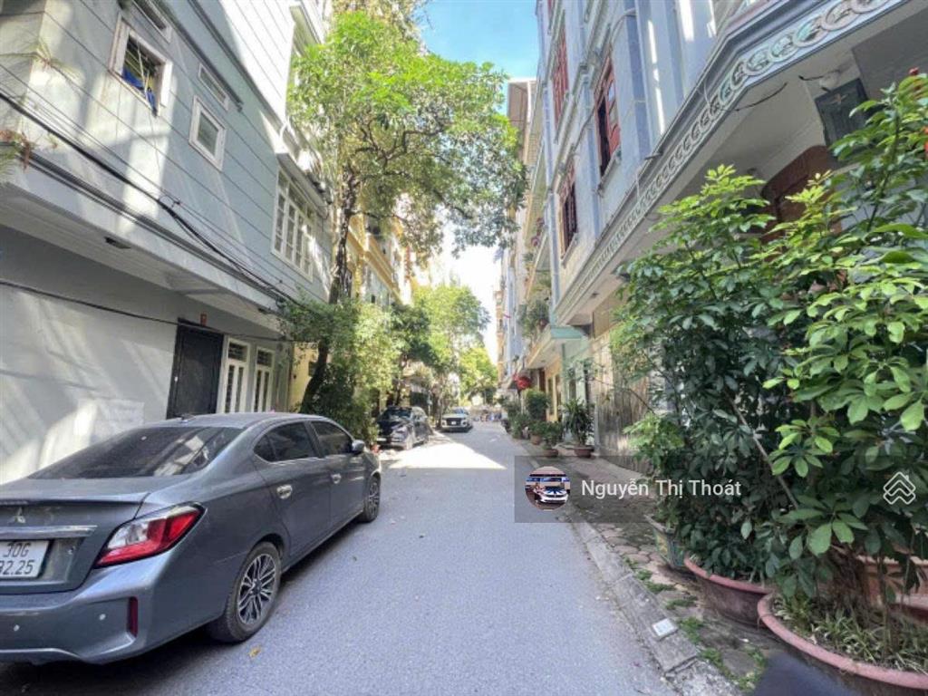 Bán nhà hoàng quốc việt 120m2 mt 9m, giá nhỉnh 40 tỷ 2 mặt ngõ ô tô tránh 20m ra phố xây tòa vp