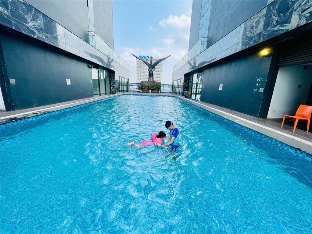 Sunshine Center 16A Phạm Hùng, dt160m2 3PN ,để lại full nội thất. Đang có dòng tiền cho