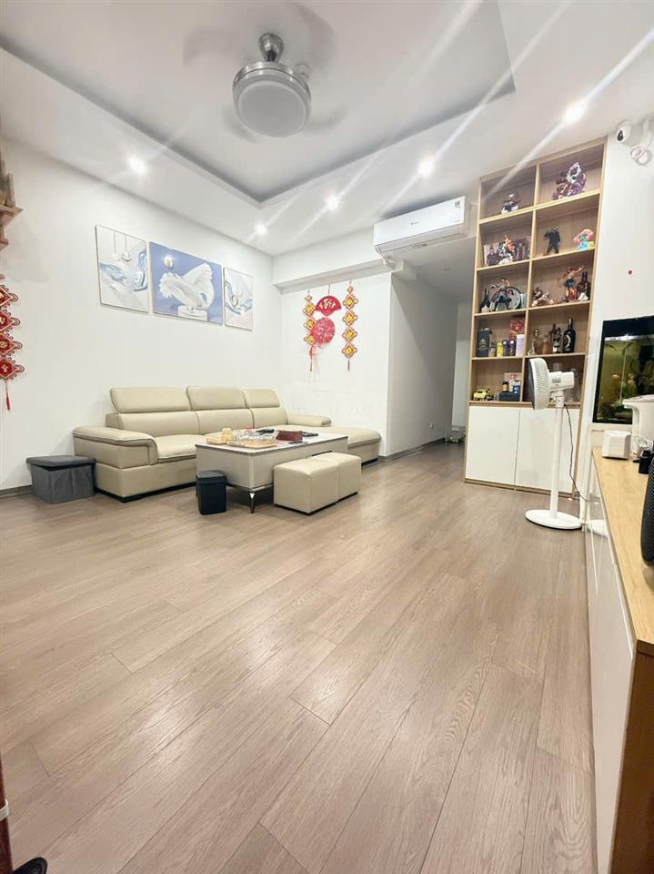 Chính chủ cần bán căn hộ Chung cư 30T Nam Trung Yên 75m2