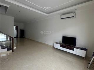 Bán shophouse 120m2 hoàn thiện đầy đủ nội thất trong khu đô thị singapore, đang cho thuê 15tr/ thag