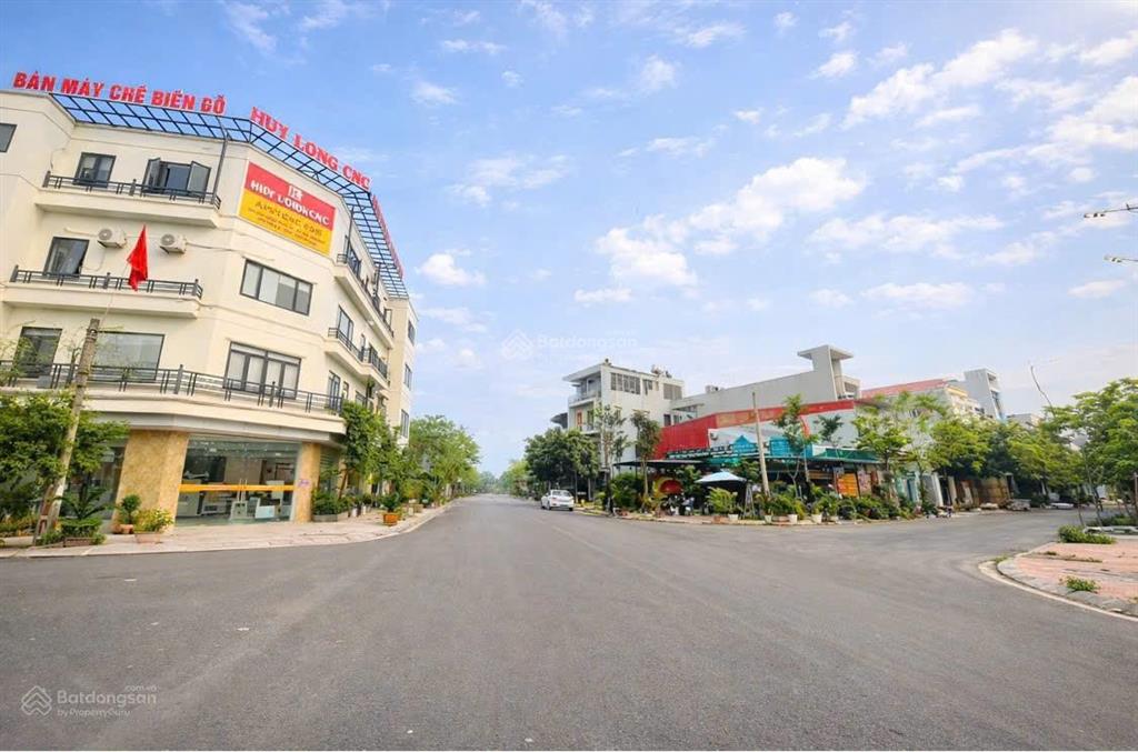 Bán lô đất nền đô thị tặng nhà cho thuê làm văn phòng hay quán luôn,xung quanh tiện ích ngập tràn